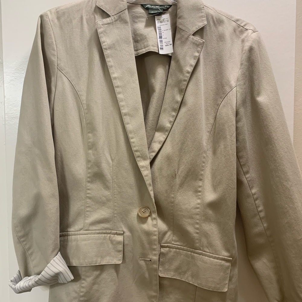 BRAND NEW Eddie Bauer Medium Blazer orig $60. NWT